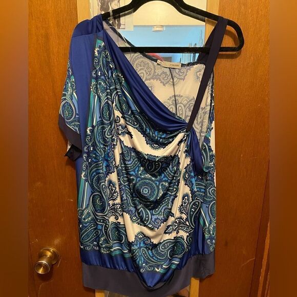 Maurices Tops - Maurice’s off the shoulder top Sz 3 CLEARANCE PRICE